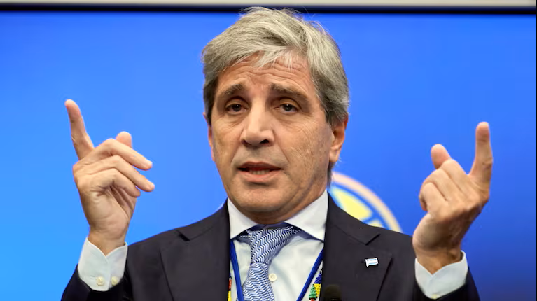 Argentina: Caputo anticipa que la inflación de marzo superará el 3%